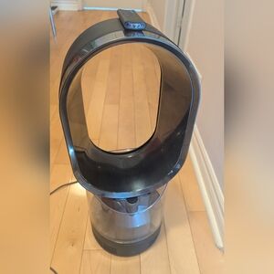 Dyson Black and Silver Bladeless Fan